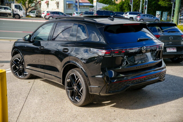 2026 Volkswagen Tiguan CT 195TSI R-Line SUV Image 2