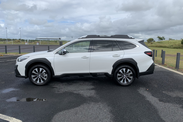 2024 Subaru Outback 6GEN AWD Touring SUV