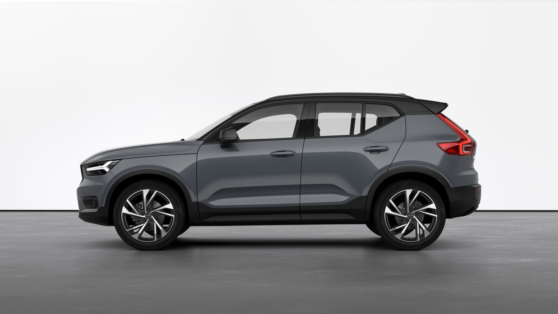 Demo 2021 Volvo XC40 T5 R-Design #5590 Orange, NSW