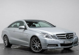 Mercedes-Benz E250 CDI BlueEFFICIENCY Avantgarde C207