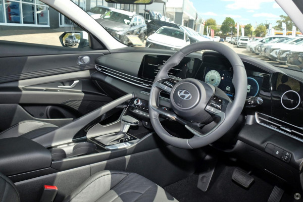 2025 Hyundai i30 CN7.V2 Premium Sedan Image 6