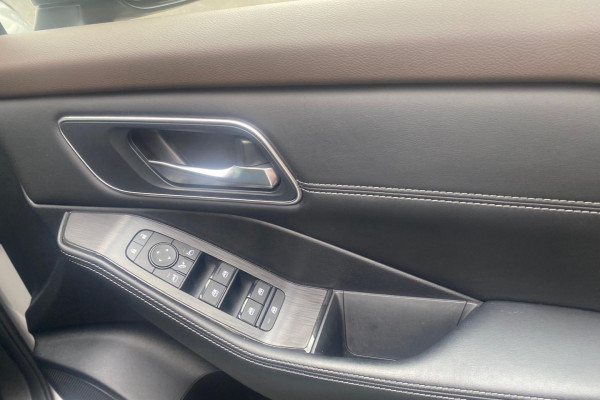 2025 Nissan X-Trail T33 ST-L SUV Image 10