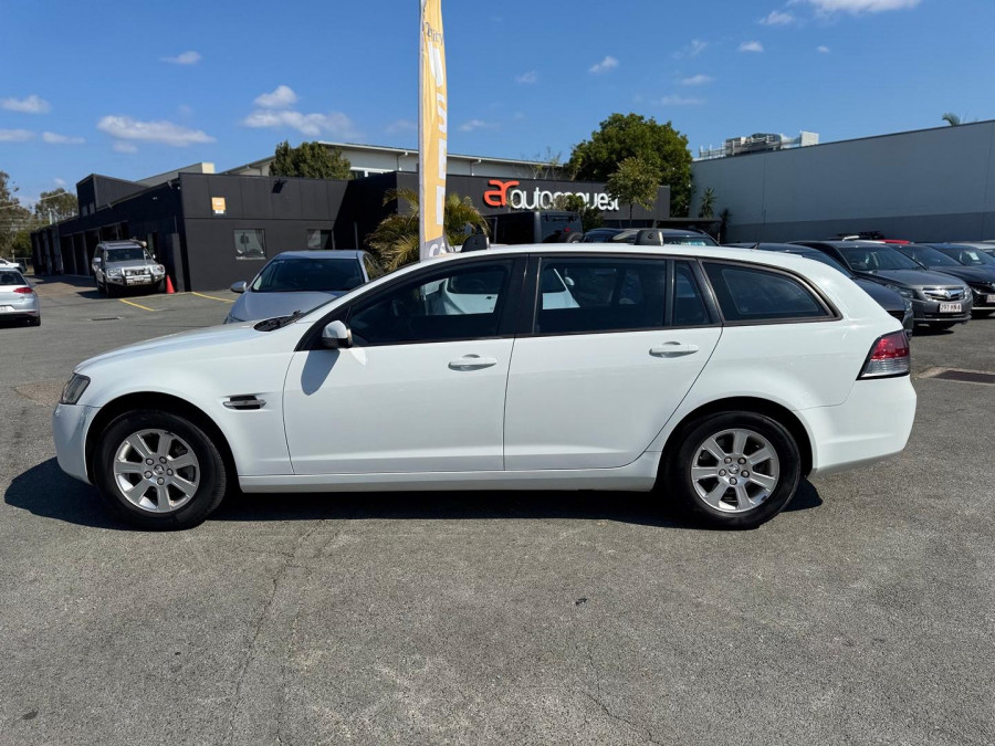 2009 MY9.5 Holden Commodore VE Omega Wagon Image 11