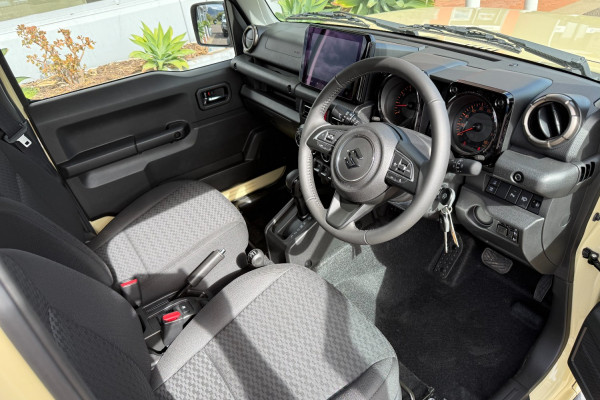2025 Suzuki Jimny XL Wagon Image 8