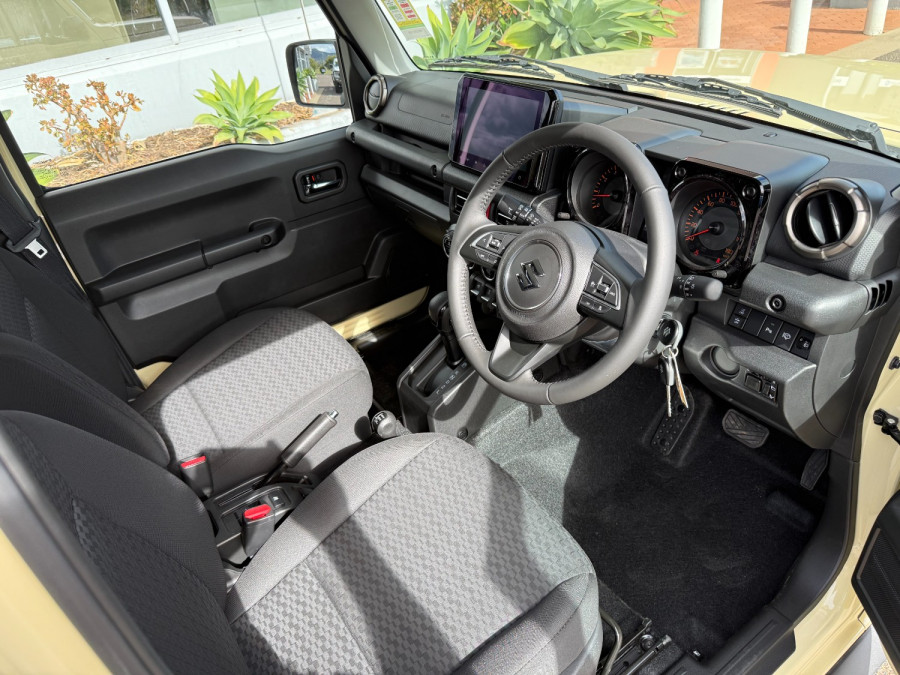2025 Suzuki Jimny XL Wagon Image 8