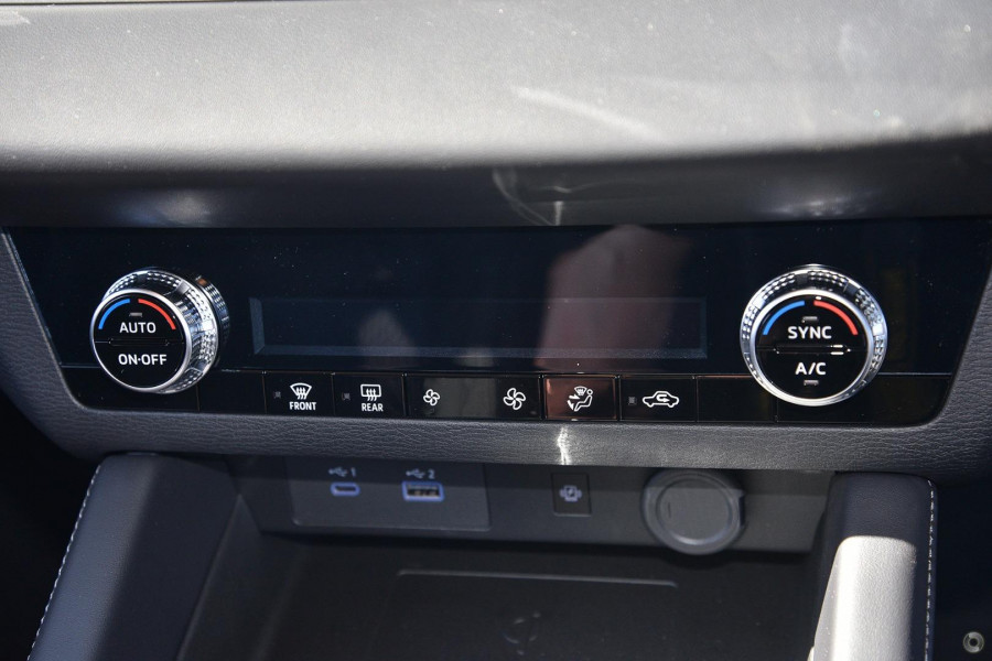 2024 Mitsubishi Outlander ZM LS SUV Image 11