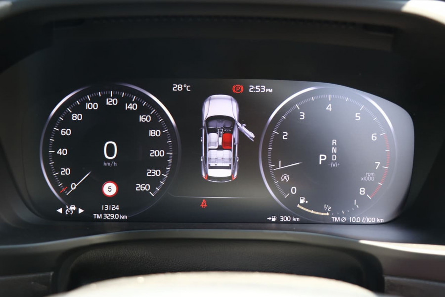 2018 Volvo Xc40 (No Series) MY19 T4 Momentum Suv Image 9