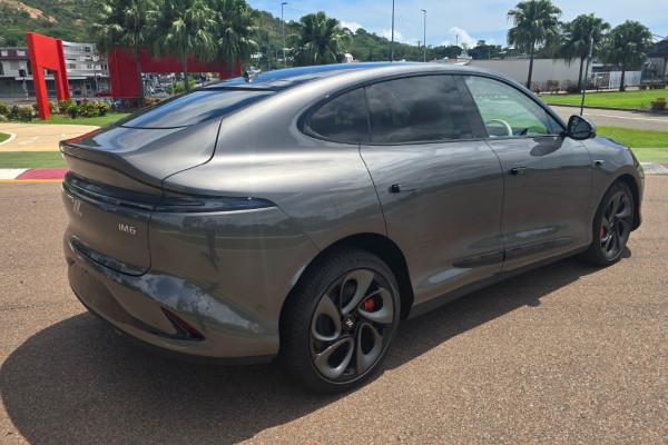 2025 MG IM6 S12L Platinum SUV Image 20