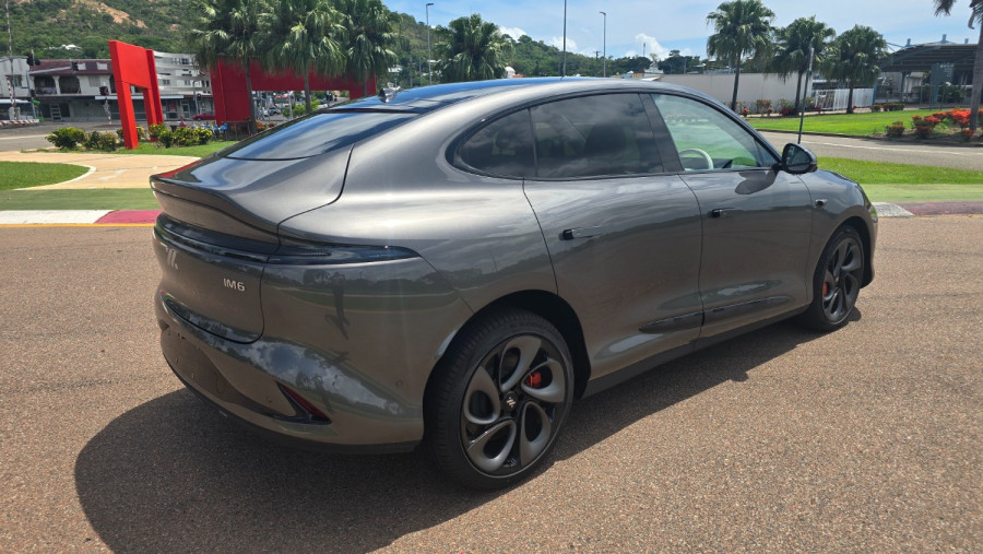 2025 MG IM6 S12L Platinum SUV Image 20