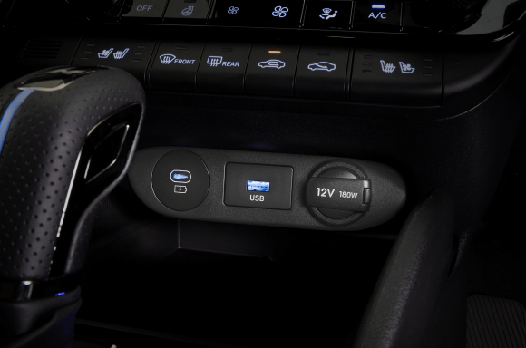 Front and rear USB-C ports
