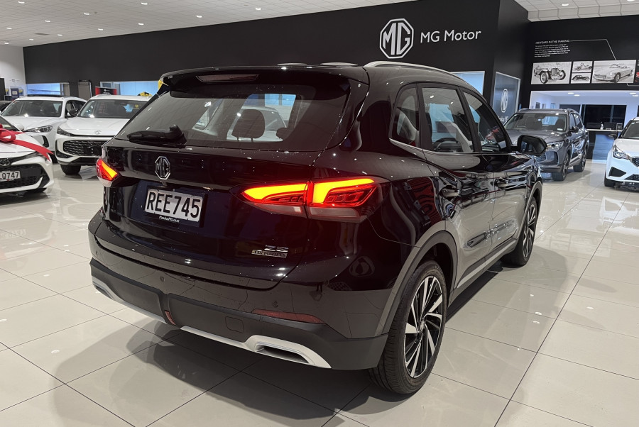 2025 MG ZS Essence 1.5Pht/3Hd SUV Image 6