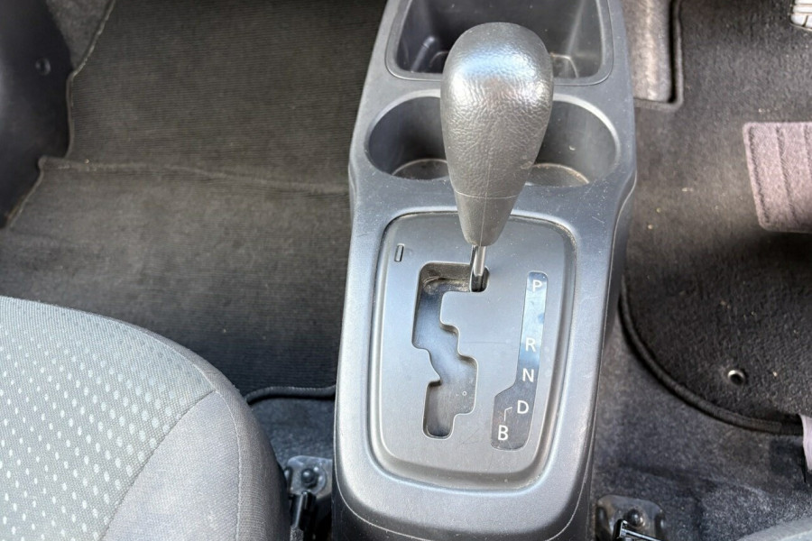 2014 MY15 Mitsubishi Mirage LA ES Sedan Image 16