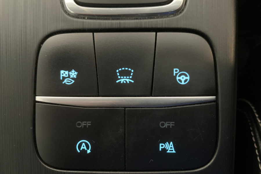 2021 MY21.25 Ford Escape ZH Vignale SUV Image 25