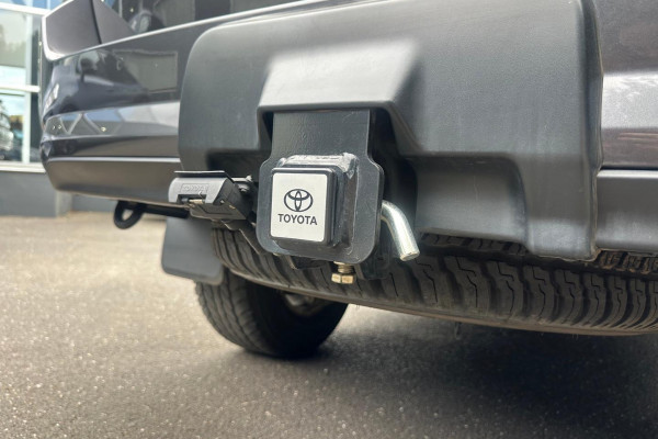 2023 Toyota Fortuner GUN156R GXL SUV Image 21