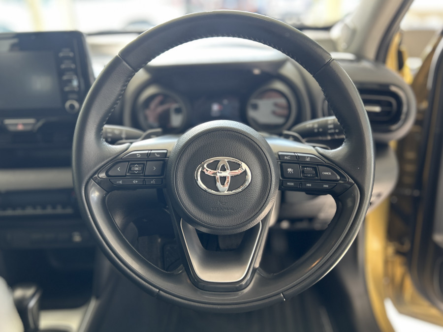 2021 Toyota Yaris Cross MXPB10R GX SUV Image 10