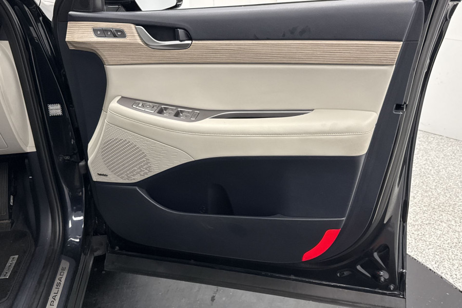 2021 Hyundai Palisade LX2.V1 Highlander SUV Image 19