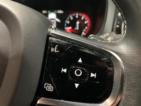 2020 Volvo XC60 UZ T6 R-Design SUV image 15