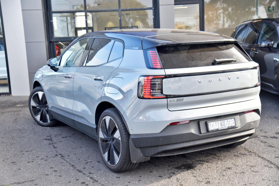 2025 Volvo EX30  Twin Motor Performance Ultra SUV Image 2