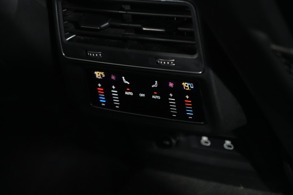 2022 Audi Q7 4M 45 TDI SUV Image 31