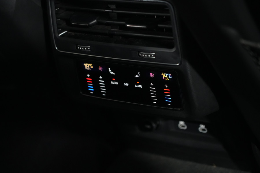 2022 Audi Q7 4M 45 TDI SUV Image 31