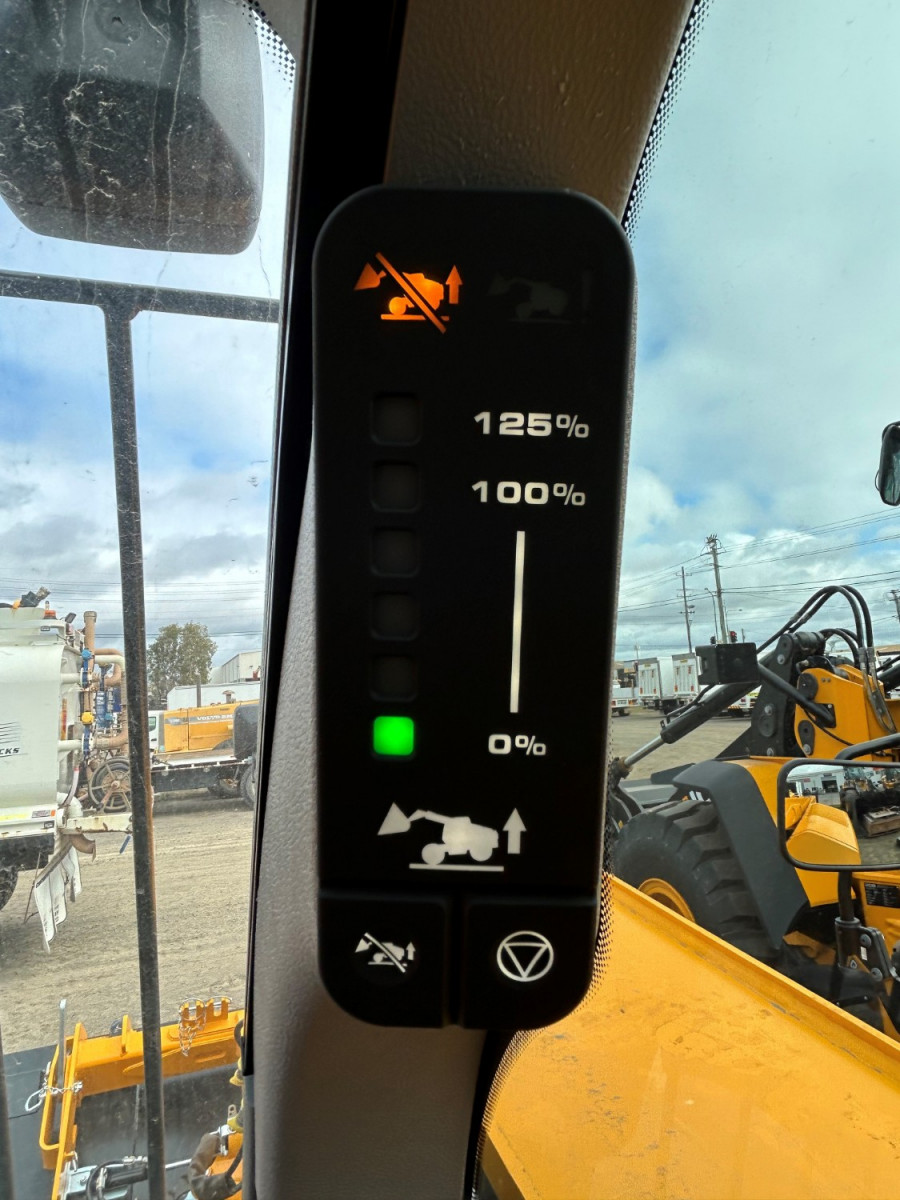 2026 JCB TELEHANDLER - AG Telescopic Handler Image 10