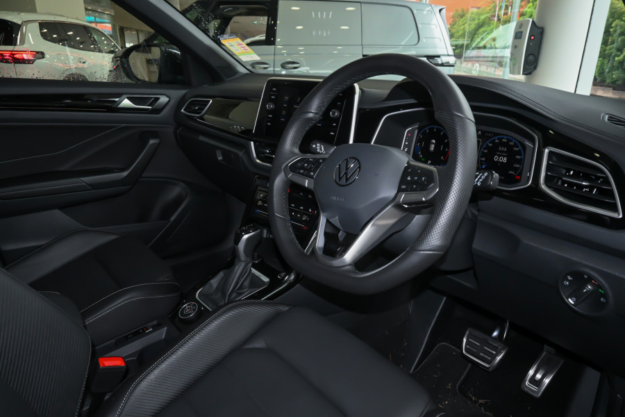 2025 Volkswagen T-Roc 140TSI R-Line SUV Image 7