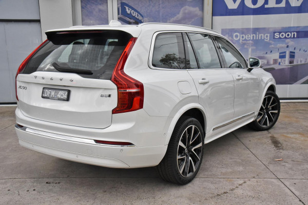 2023 MY24 Volvo XC90  Ultimate B5 Bright SUV Image 3