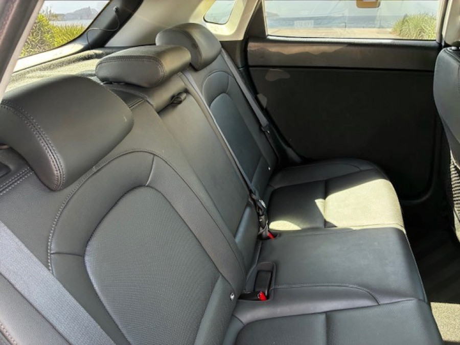 2022 Hyundai KONA OS.V4 Elite SUV Image 12