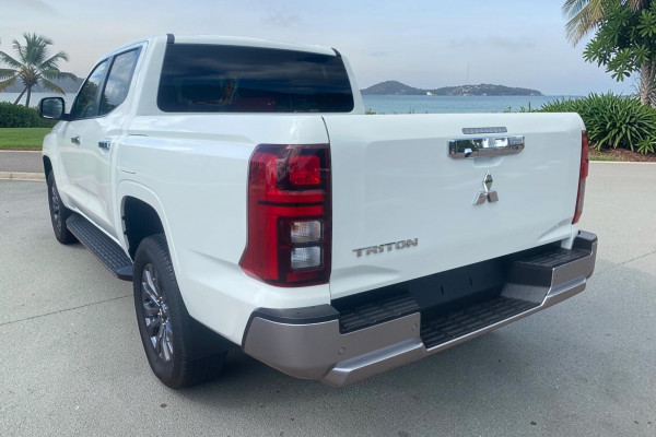 2025 Mitsubishi Triton MV GLS Ute Image 4