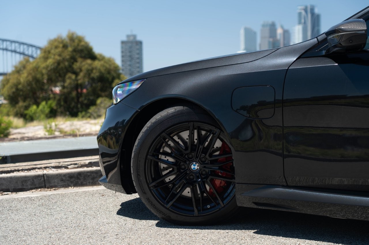 2025 BMW M5 Touring SUV Image 8