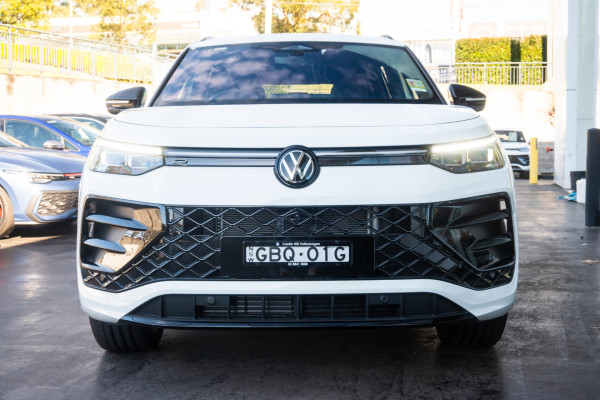 2025 MY26 Volkswagen Tayron R4 195TSI R-Line SUV Image 4