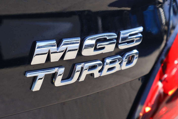 2026 MY25 MG MG5 AP32 Essence Sedan Image 20