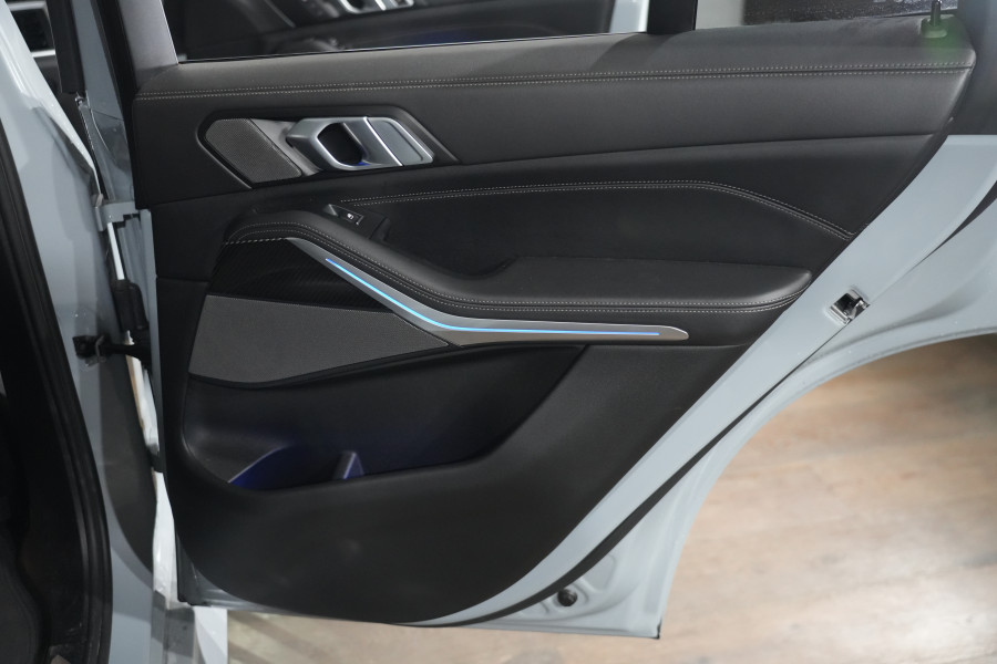 2023 BMW X5 xDrive30d M Sport SUV Image 33