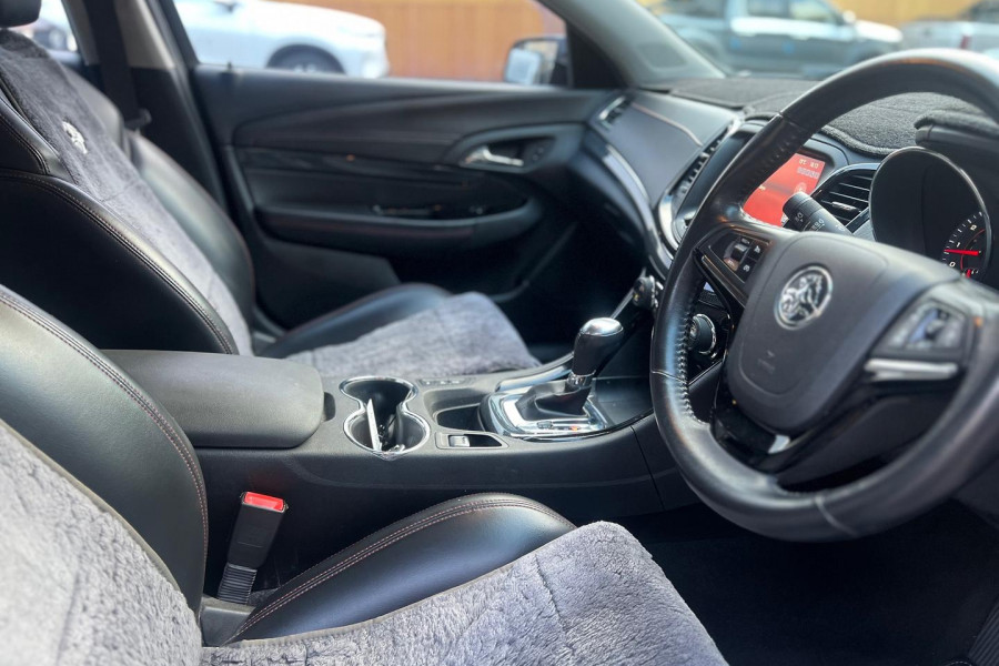 2016 Holden Commodore VF Series II SV6 Black Sedan Image 7