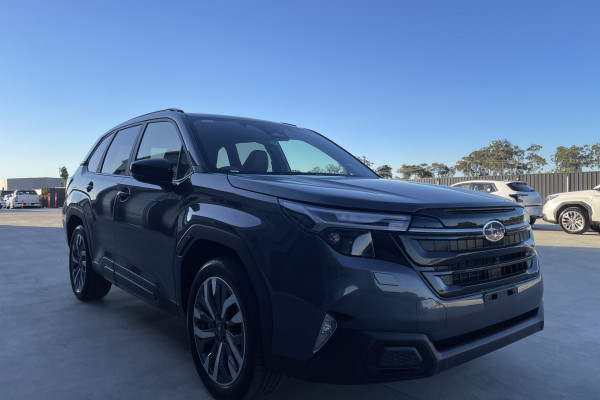 2026 Subaru Forester S6 Hybrid Touring SUV Image 5