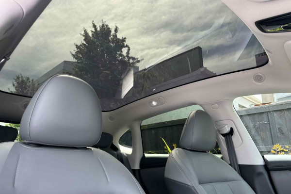 2026 MY25 MG IM6 S12L Premium SUV Image 13