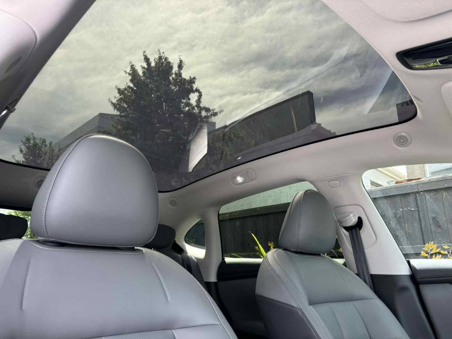 2026 MY25 MG IM6 S12L Premium SUV Image 13