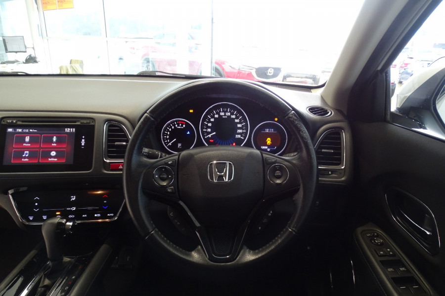 2015 Honda HR-V  VTi-S SUV Image 15