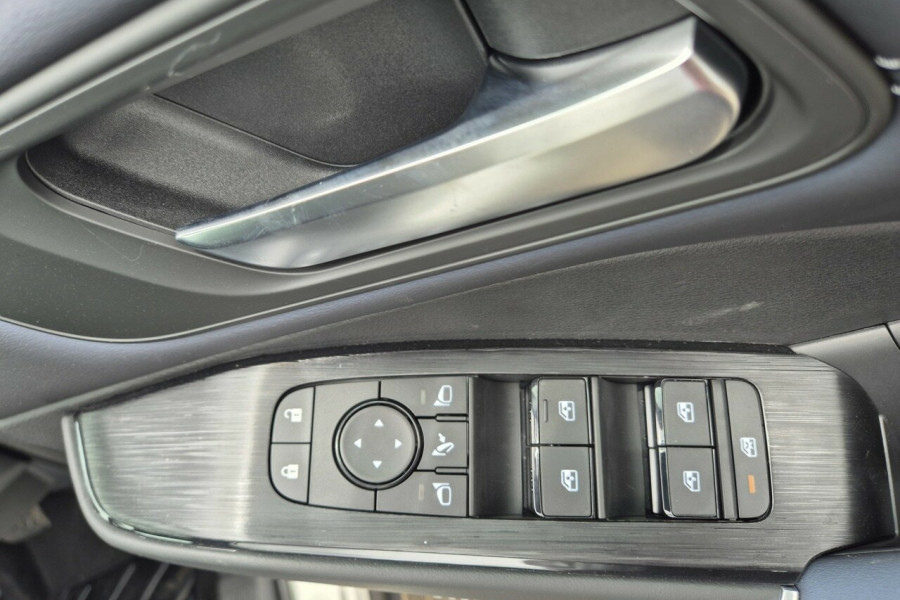 2024 Nissan QASHQAI J12 ST-L SUV Image 16