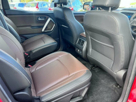 2023 Mahindra Scorpio  Z8 SUV image 13
