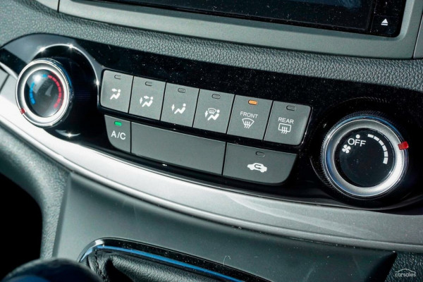 2016 MY17 Honda CR-V RM Series II VTi SUV Image 11