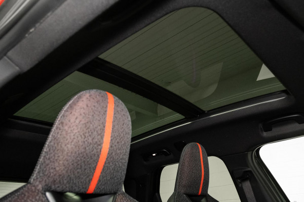 2026 MINI Countryman U25 JCW Favoured SUV image 20