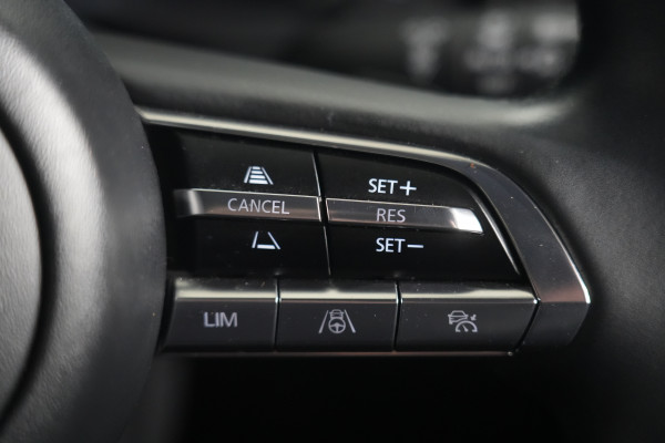 2023 Mazda MX-30 G20e Evolve SUV image 25