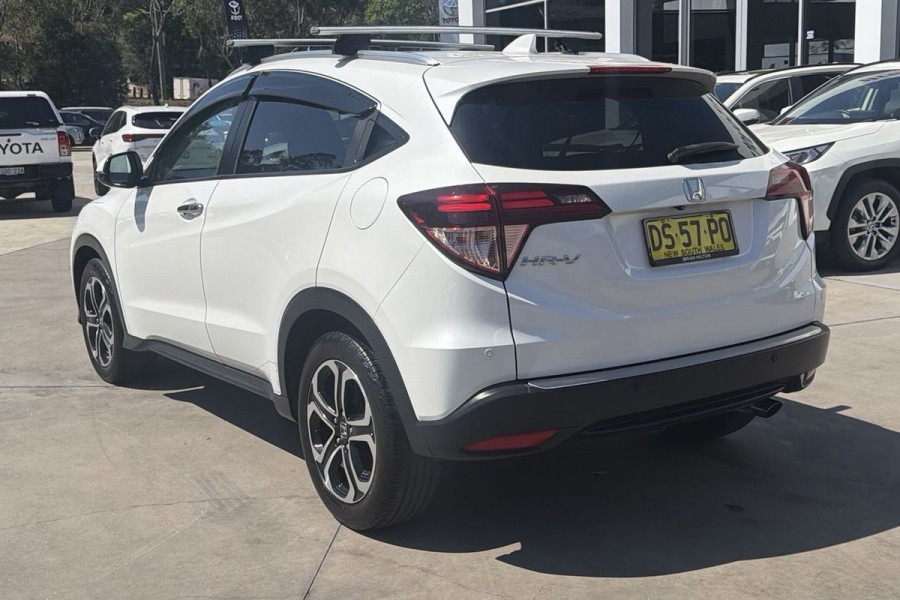 2017 Honda HR-V  VTi-L SUV Image 7