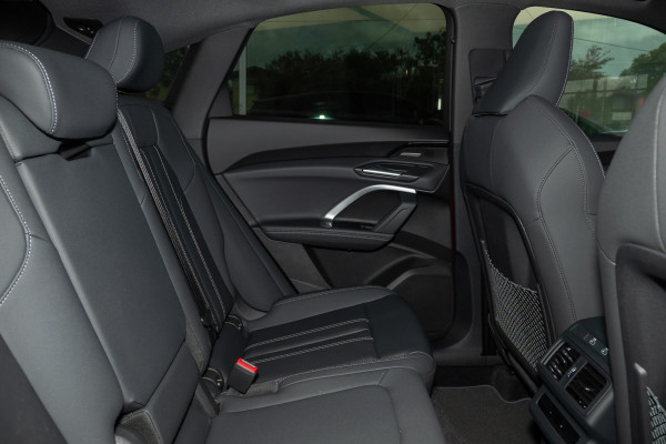 2025 Audi Q5 GU TDI 150kW Sport SUV image 10