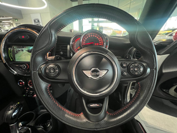 2015 MINI Cooper F56 John Cooper Works Hatch image 13