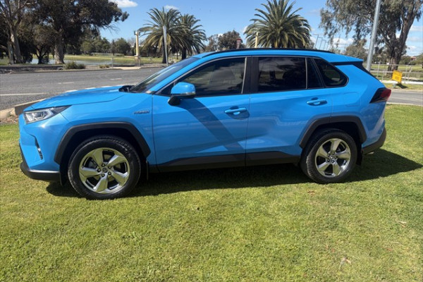 2019 Toyota RAV4 AXAH52R GXL SUV Image 4