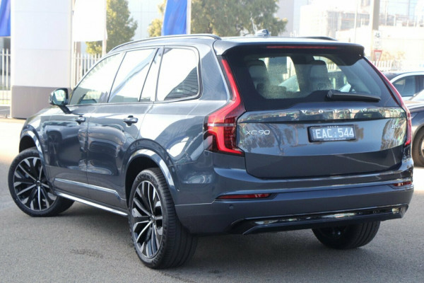 2025 MY26 Volvo XC90 L Series Ultra B5 Dark SUV Image 3