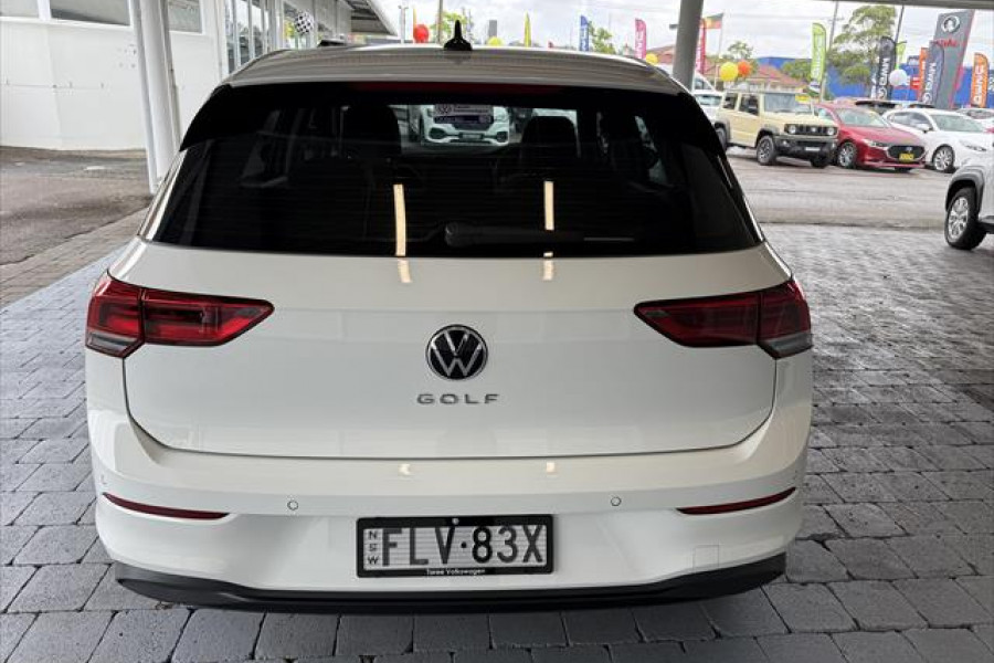 2024 Volkswagen Golf 8 110TSI Life Hatch Image 7