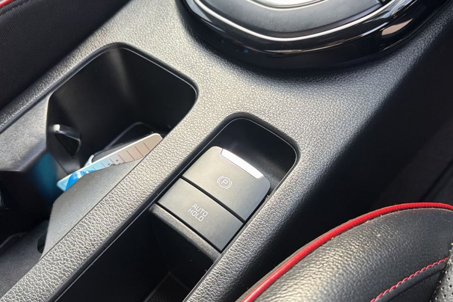 2022 Kia Cerato BD GT Hatch Image 18